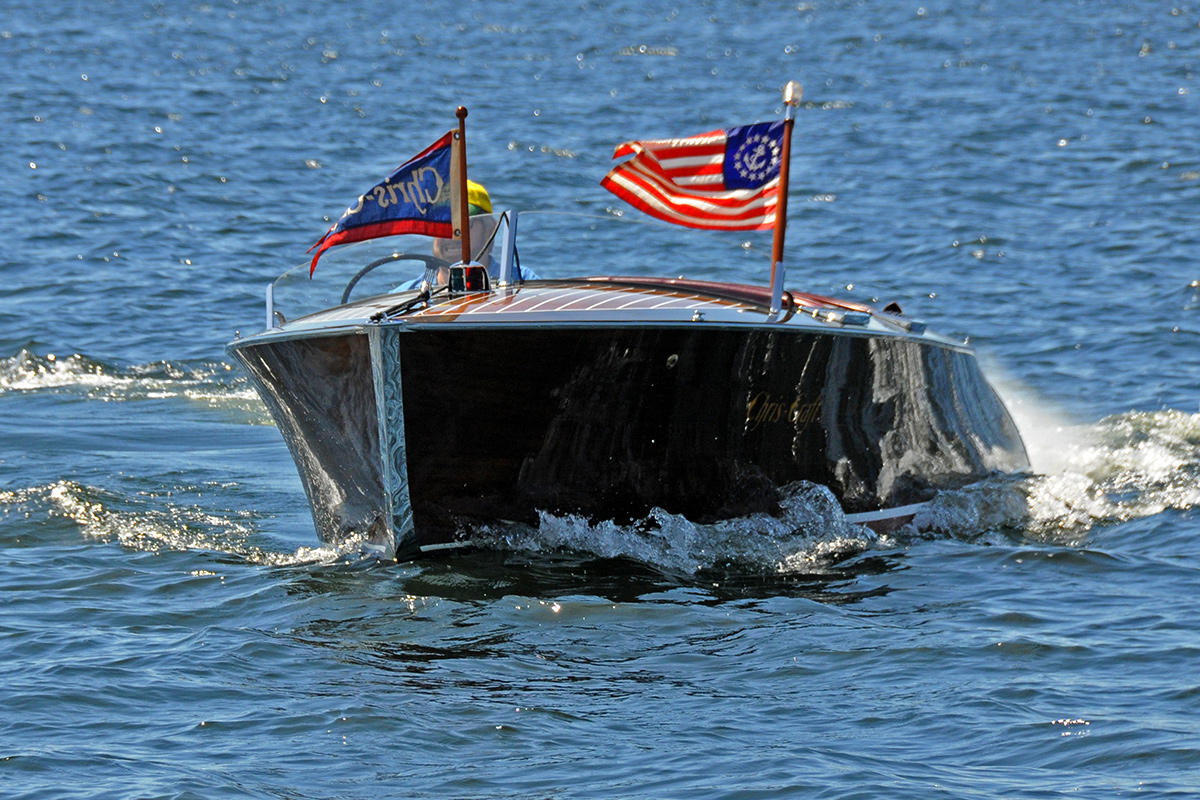 chris craft runabout use in lake