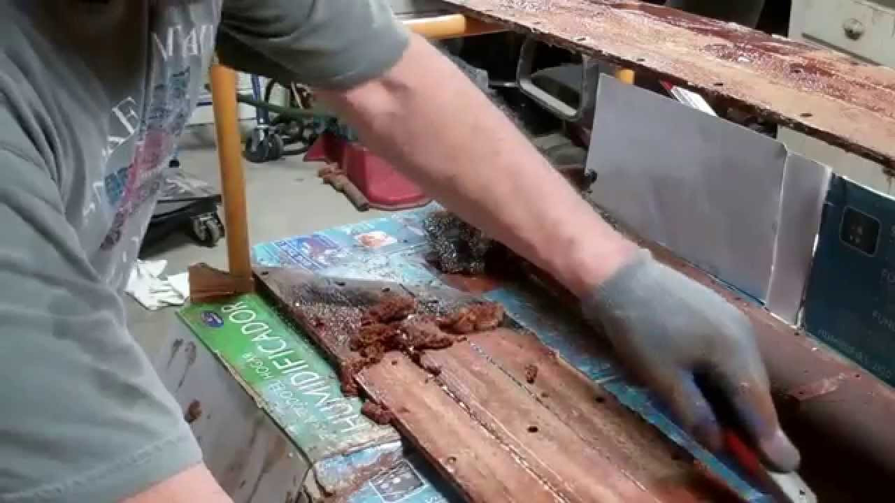 how to strip varnish vintage boat